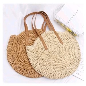 Round Straw Beach Bag Woven Shoulder Bag Raffia Rattan Bohemian Casual Bags